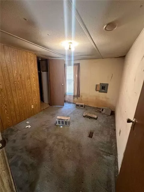327 Pine Cir, Bowdon, GA 30108 photo 8