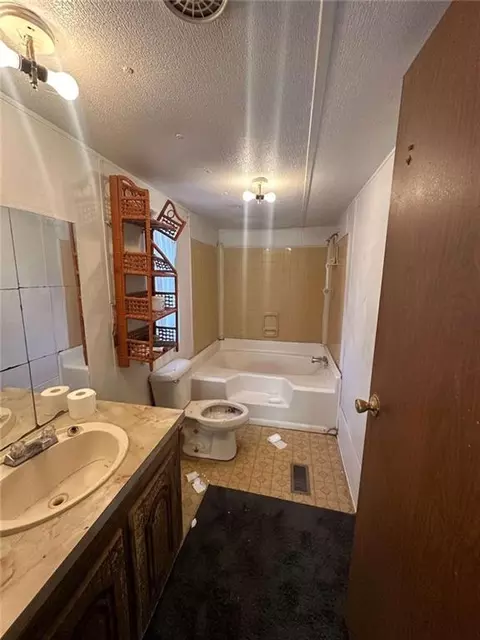 327 Pine Cir, Bowdon, GA 30108 photo 6