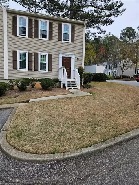 3396 Bayshore Dr, Doraville, GA 30340