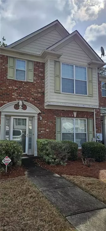 2832 Parkway Close, Lithonia, GA 30058