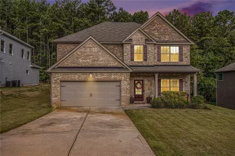 11010 Southwood Dr, Hampton, GA 30228
