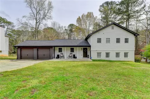524 Windsor Ct, Lawrenceville, GA 30046