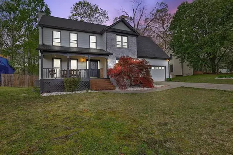 1360 Barclay Dr, Lawrenceville, GA 30043