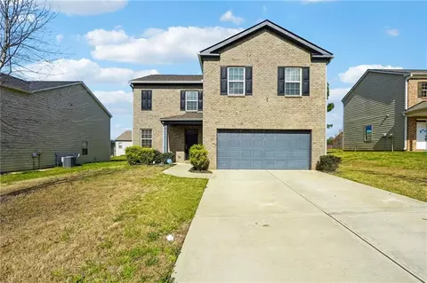 442 Lake Ridge Ln, Fairburn, GA 30213