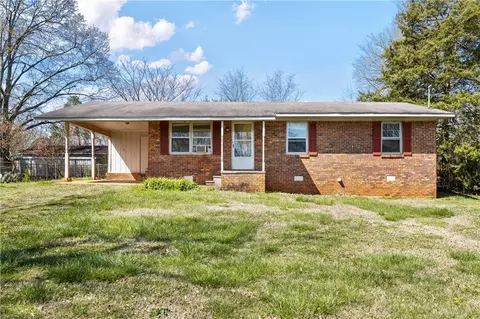 189 Torino Dr, Chatsworth, GA 30705