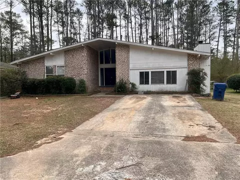 4602 Saint Andrews Dr SW, Atlanta, GA 30331