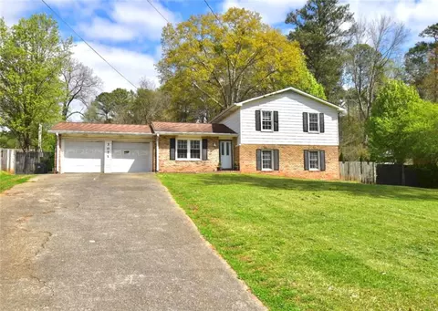 3071 Hillwood Dr, Lawrenceville, GA 30044
