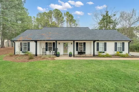 516 Rockaway Rd, Senoia, GA 30276