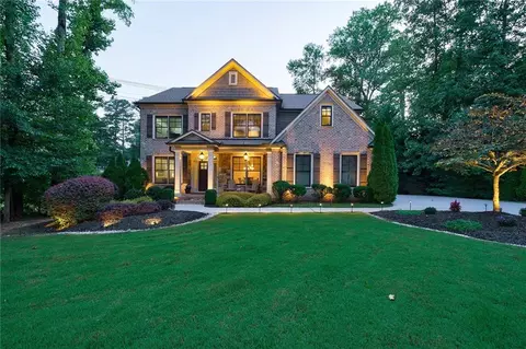 5306 N Peachtree Rd, Dunwoody, GA 30338