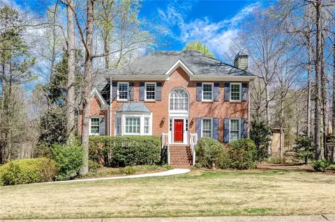 2146 Kensington Ct SW, Marietta, GA 30064