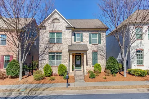 384 Causeway Ct, Suwanee, GA 30024