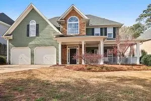 5716 Vinings Place Dr SE, Mableton, GA 30126