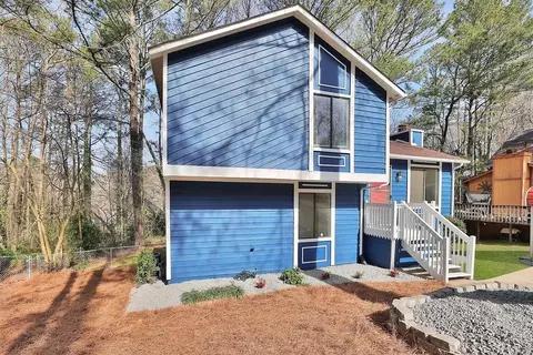 605 Penrod Pl NW, Lilburn, GA 30047