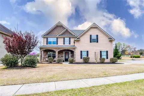 615 Cottage Loop, Pendergrass, GA 30567 photo 2