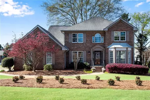2451 Turf Ct, Lawrenceville, GA 30043