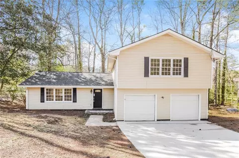 4627 Eberline Ct, Stone Mountain, GA 30083