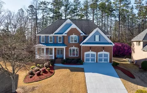 216 Ashleigh Walk Pkwy, Suwanee, GA 30024