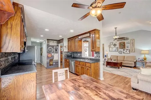 642 Rivermill Rd, Bethlehem, GA 30620 photo 9