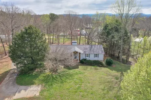 6070 Dahlonega Hwy, Cumming, GA 30028