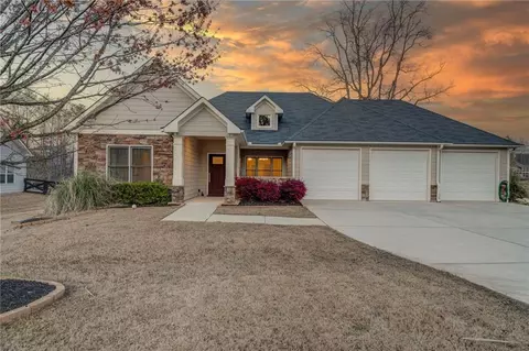188 Azalea Lakes Ct, Dallas, GA 30157