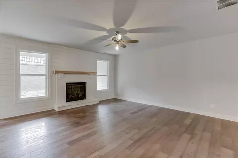 Living - 2485 W Liddell Rd, Duluth, GA 30096 photo 3 of 4