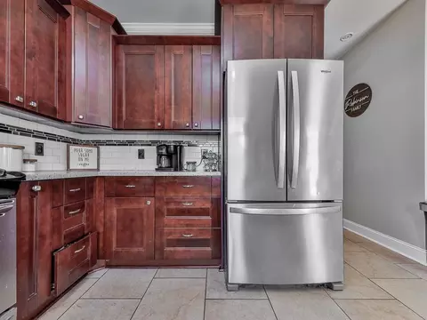 307 Turtle Pointe Dr, Carrollton, GA 30116 photo 9