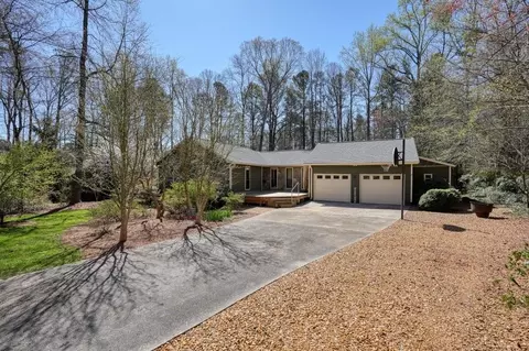 4103 W Pointe Dr NW, Kennesaw, GA 30152