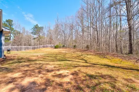 Exterior - 70 Highgrove Dr, Covington, GA 30016 photo 7 of 9