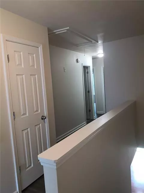 2073 Executive Dr, Duluth, GA 30096 photo 6