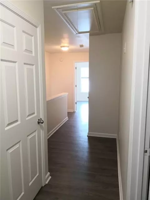 2073 Executive Dr, Duluth, GA 30096 photo 8