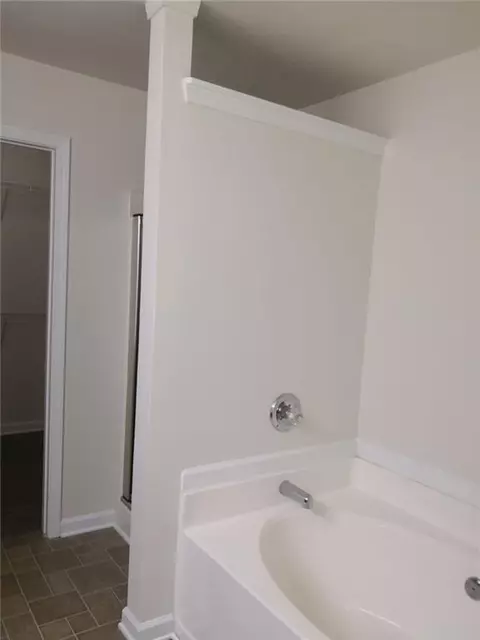 2073 Executive Dr, Duluth, GA 30096 photo 12
