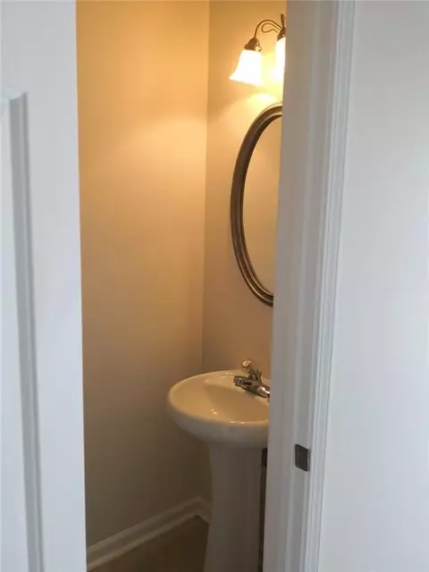 2073 Executive Dr, Duluth, GA 30096 photo 10
