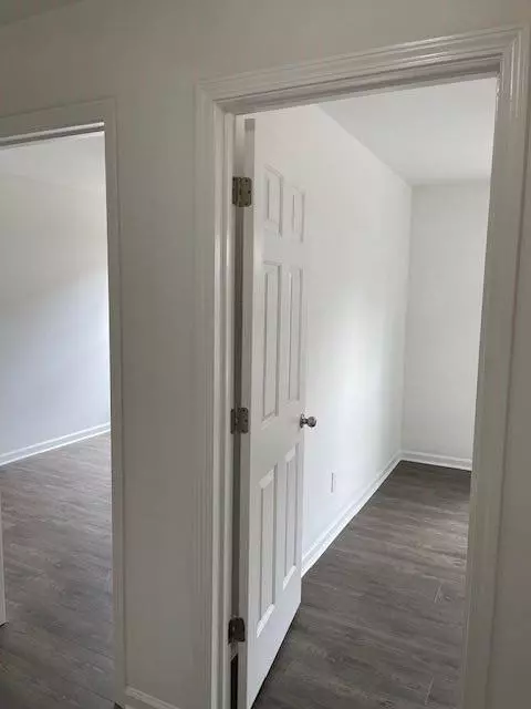 2073 Executive Dr, Duluth, GA 30096 photo 19