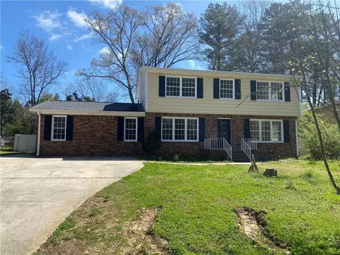 1689 Brantford Dr, Tucker, GA 30084