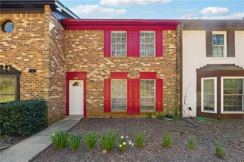 660 Garden Walk Dr, Stone Mountain, GA 30083