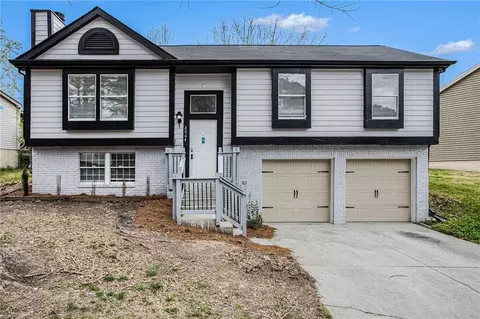 2064 Raintree Pl, Lithonia, GA 30058