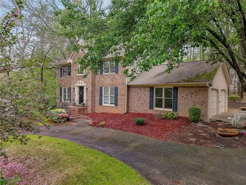 4147 Westchester Xing NE, Roswell, GA 30075