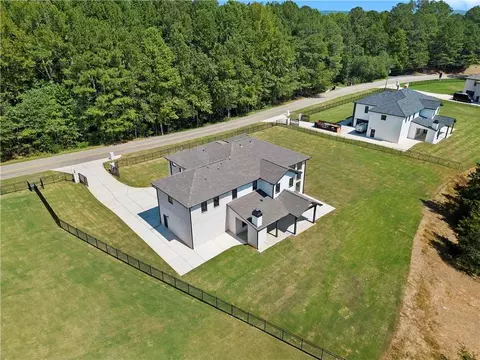 Exterior - 1530 Franklin Cir, Dacula, GA 30019 photo 6 of 7
