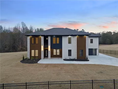 1530 Franklin Cir, Dacula, GA 30019