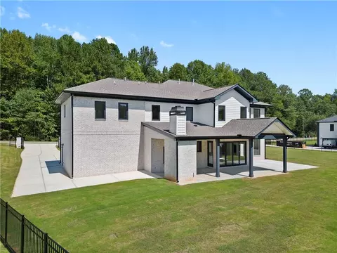 Exterior - 1530 Franklin Cir, Dacula, GA 30019 photo 3 of 7