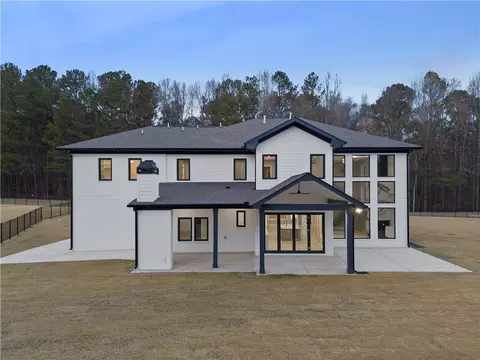Exterior - 1530 Franklin Cir, Dacula, GA 30019 photo 4 of 7
