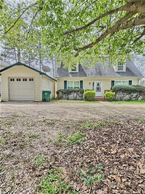 8419 Norris Lake Rd, Snellville, GA 30039