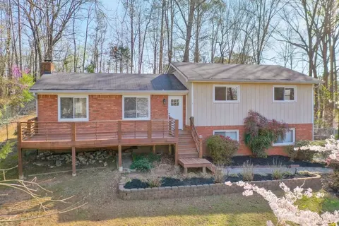 1112 Washington Ct, Woodstock, GA 30188