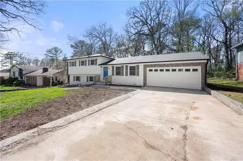 3937 Rockcrest Ct, Conley, GA 30288 photo 2