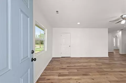 979 S Pond S, Toccoa, GA 30577 photo 8