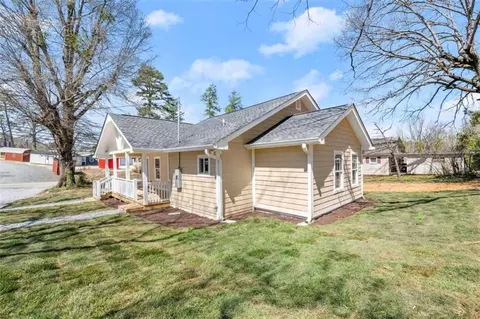 979 S Pond S, Toccoa, GA 30577 photo 3