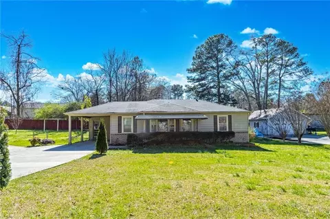 1081 Cliff Dr SW, Mableton, GA 30126