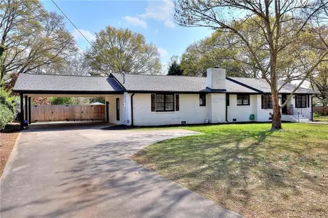 246 S Forest Ave, Social Circle, GA 30025
