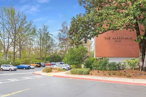 3060 Pharr Court North NW #724, Atlanta, GA 30305