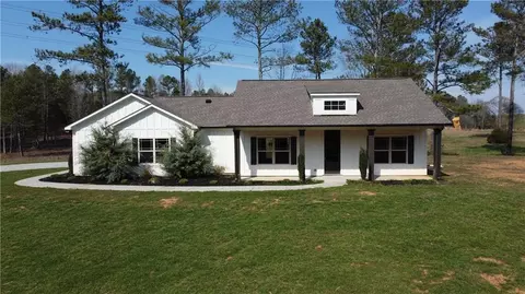 56 Littlefield Rd NW, Adairsville, GA 30103